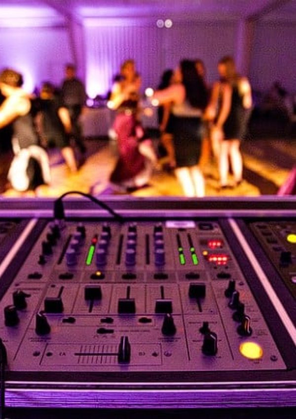 wedding-DJ-Service (1)